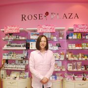 マツコが命名！トネパトラ店長に聞いた「ローズプラザ有楽町」と美の秘訣